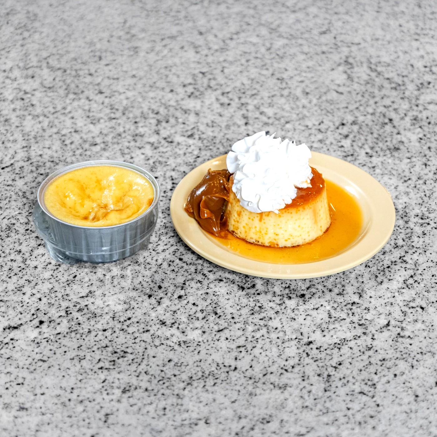 Flan casero con dulce de leche